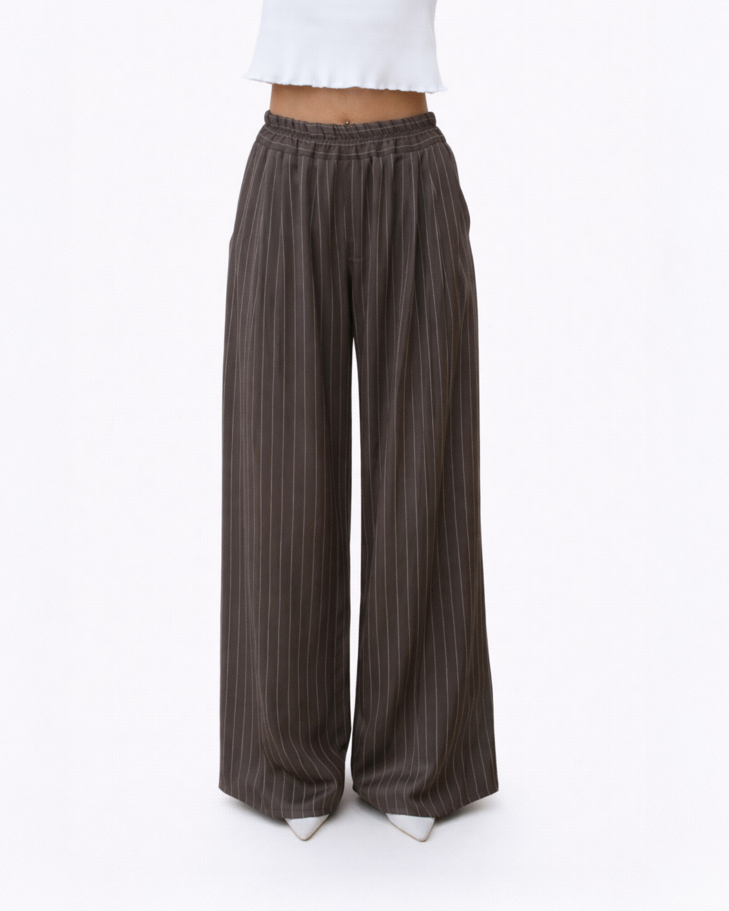 Dance pants in brown