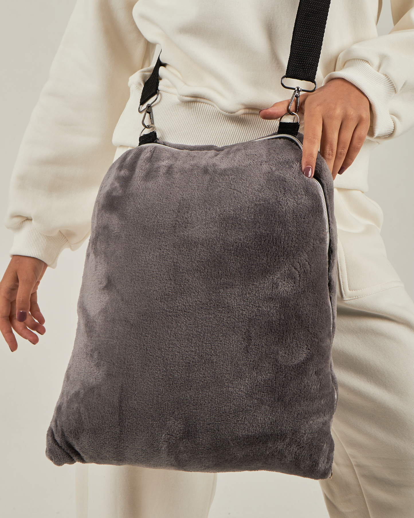 Portable blanket