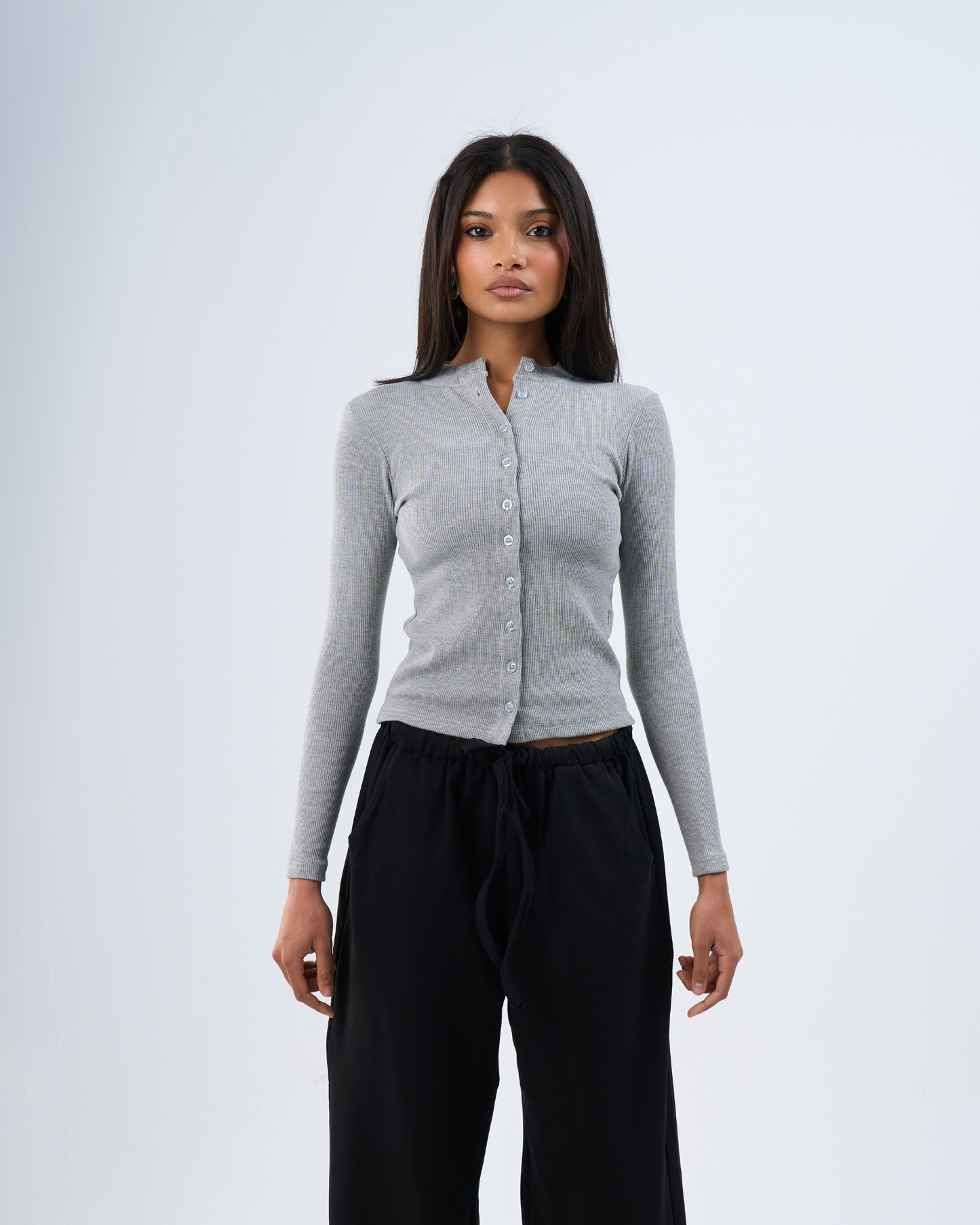 Everyday long sleeve tee in grey