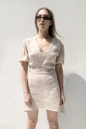 Amanda dress in beige