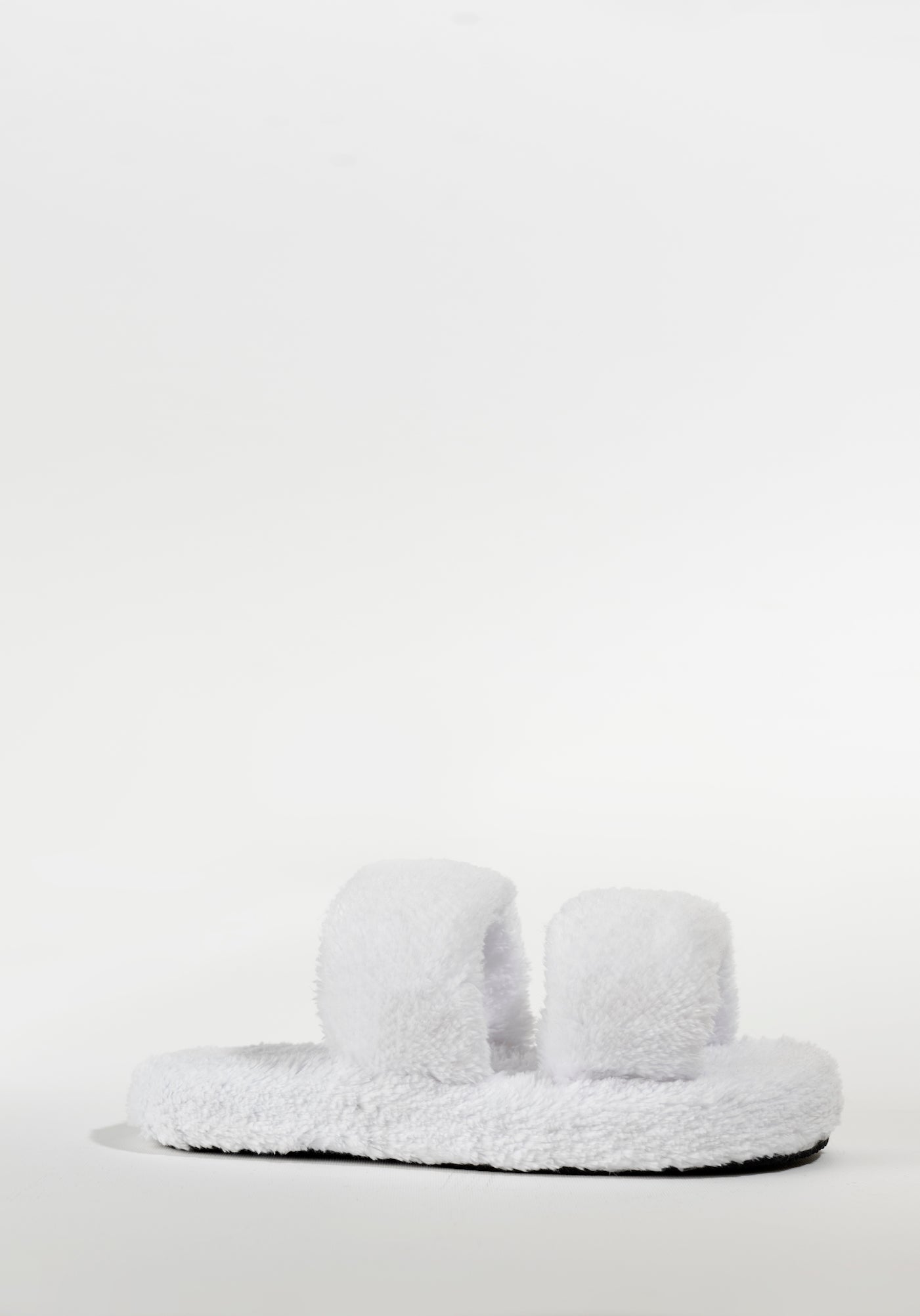 Fluffy Slippers in White