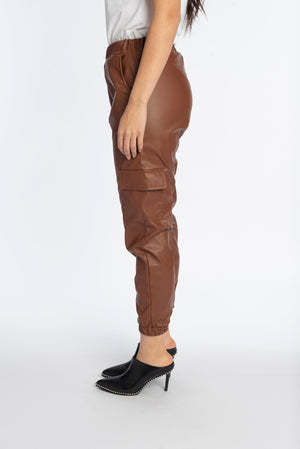 Leather joggers in brown
