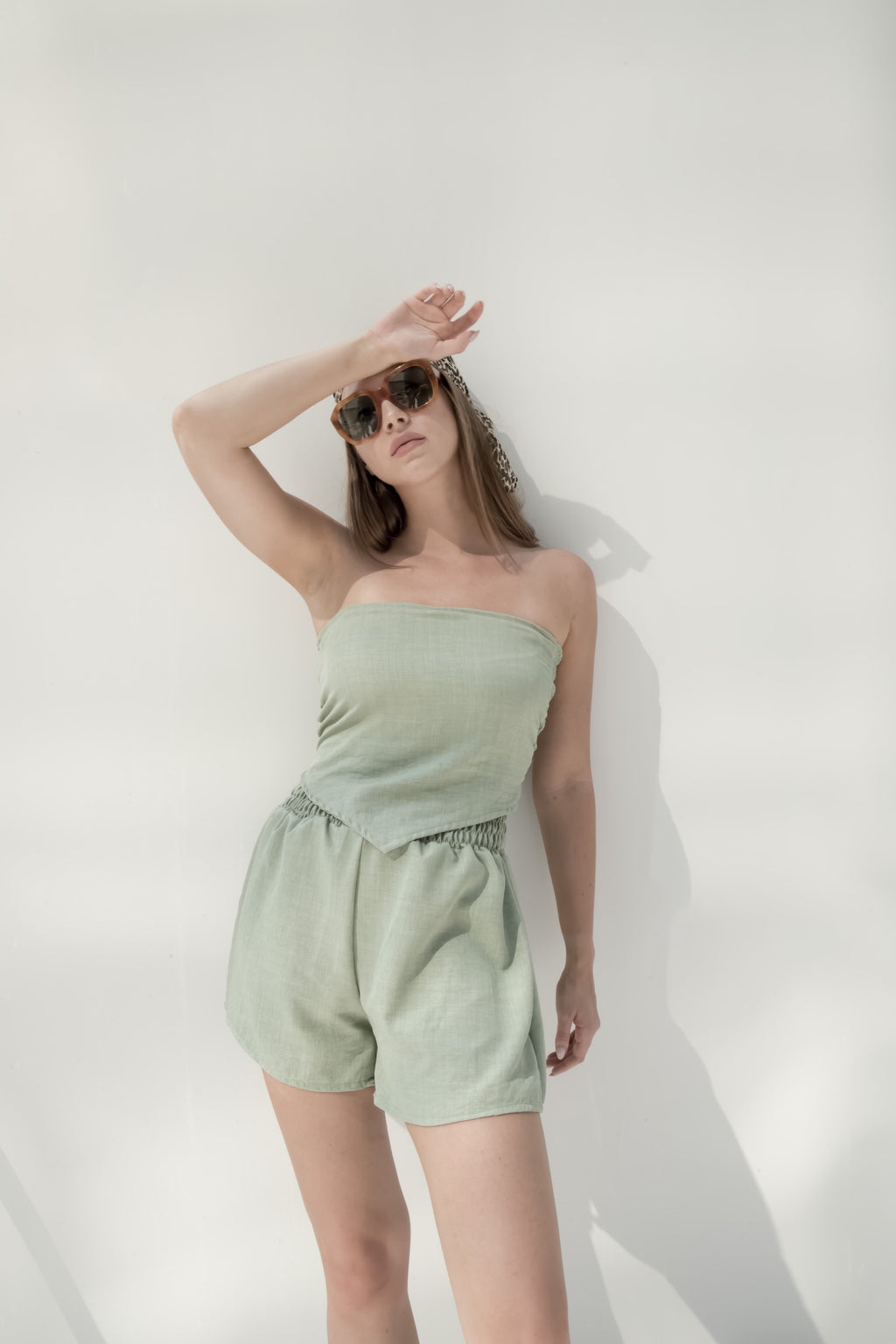 Apple green linen hot shorts