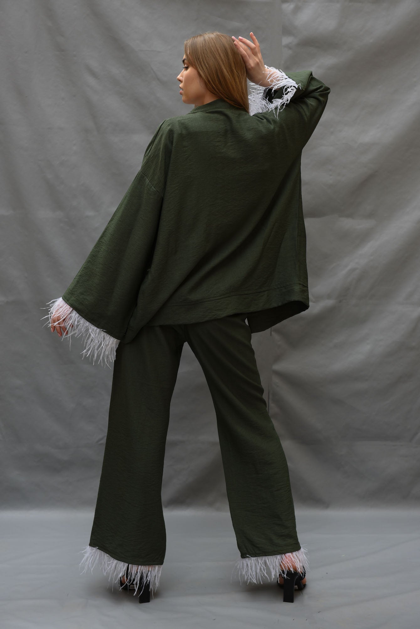 Plume kimono set in olive(kimono + pants)