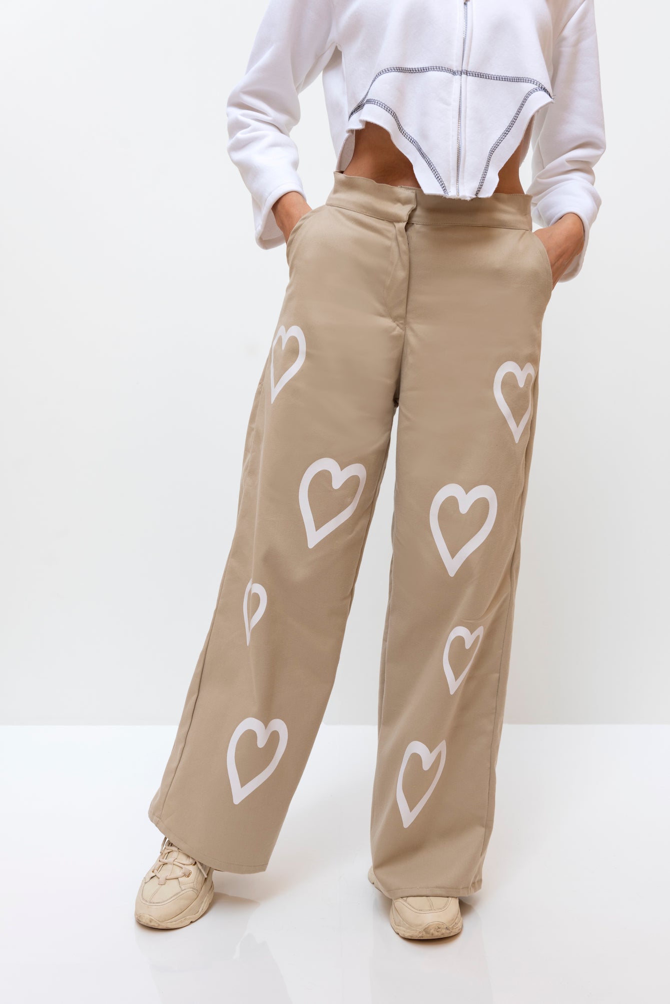 Heart pants in beige