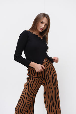 Next top in black
