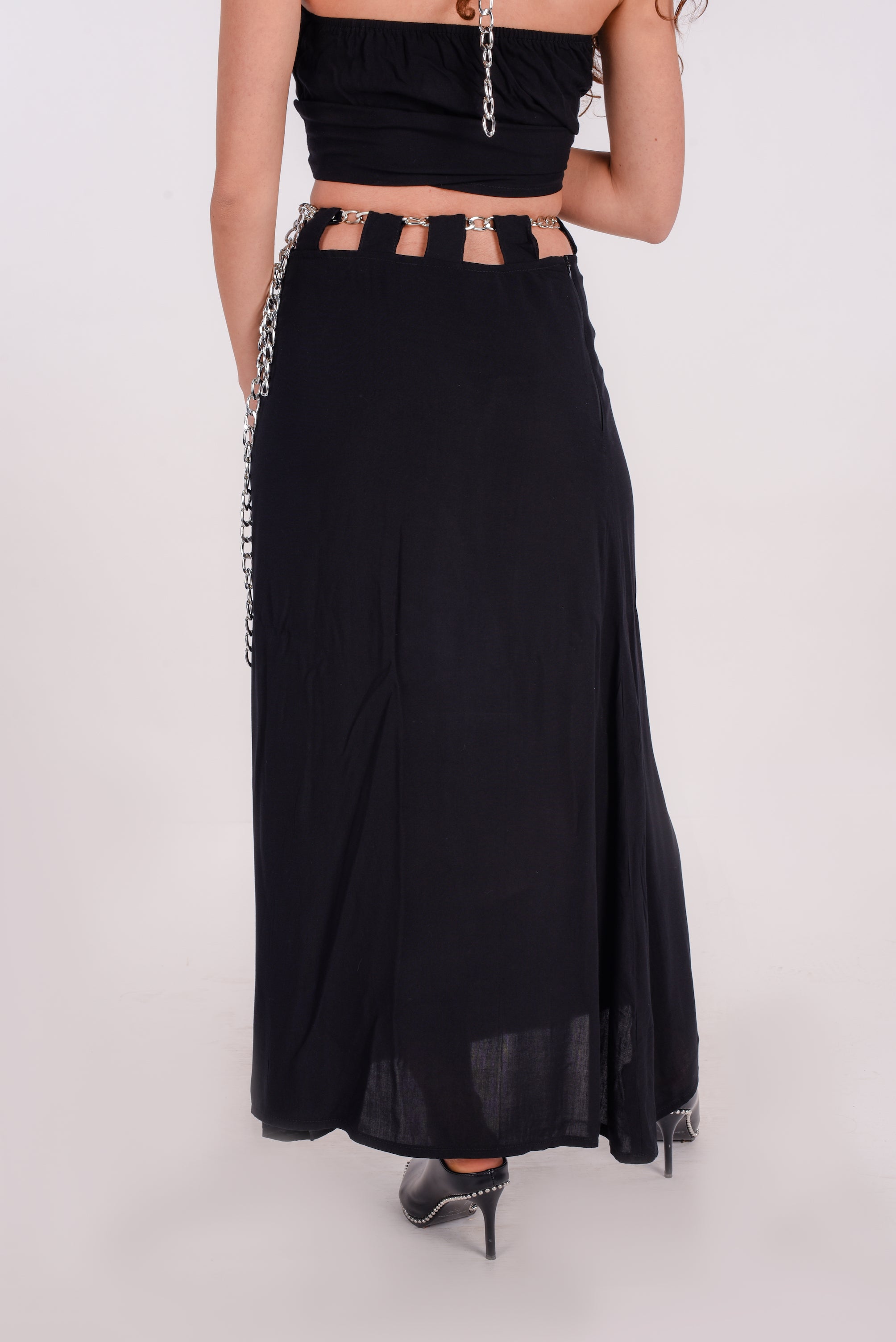 Metal beach skirt