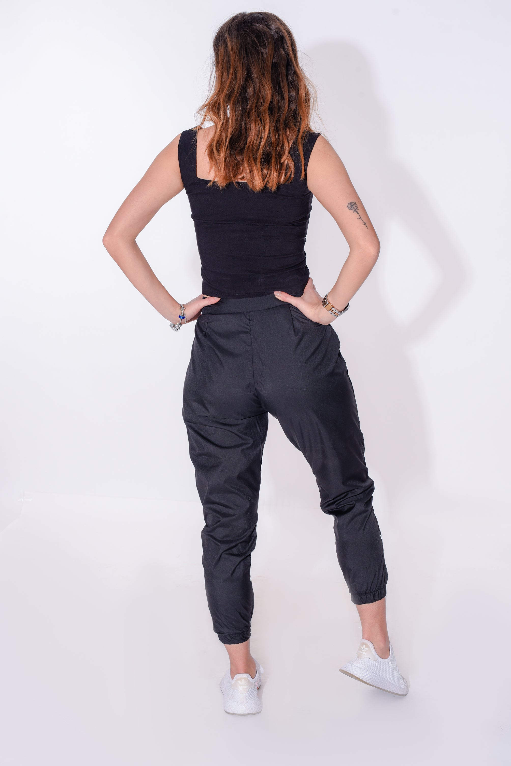 Move pants