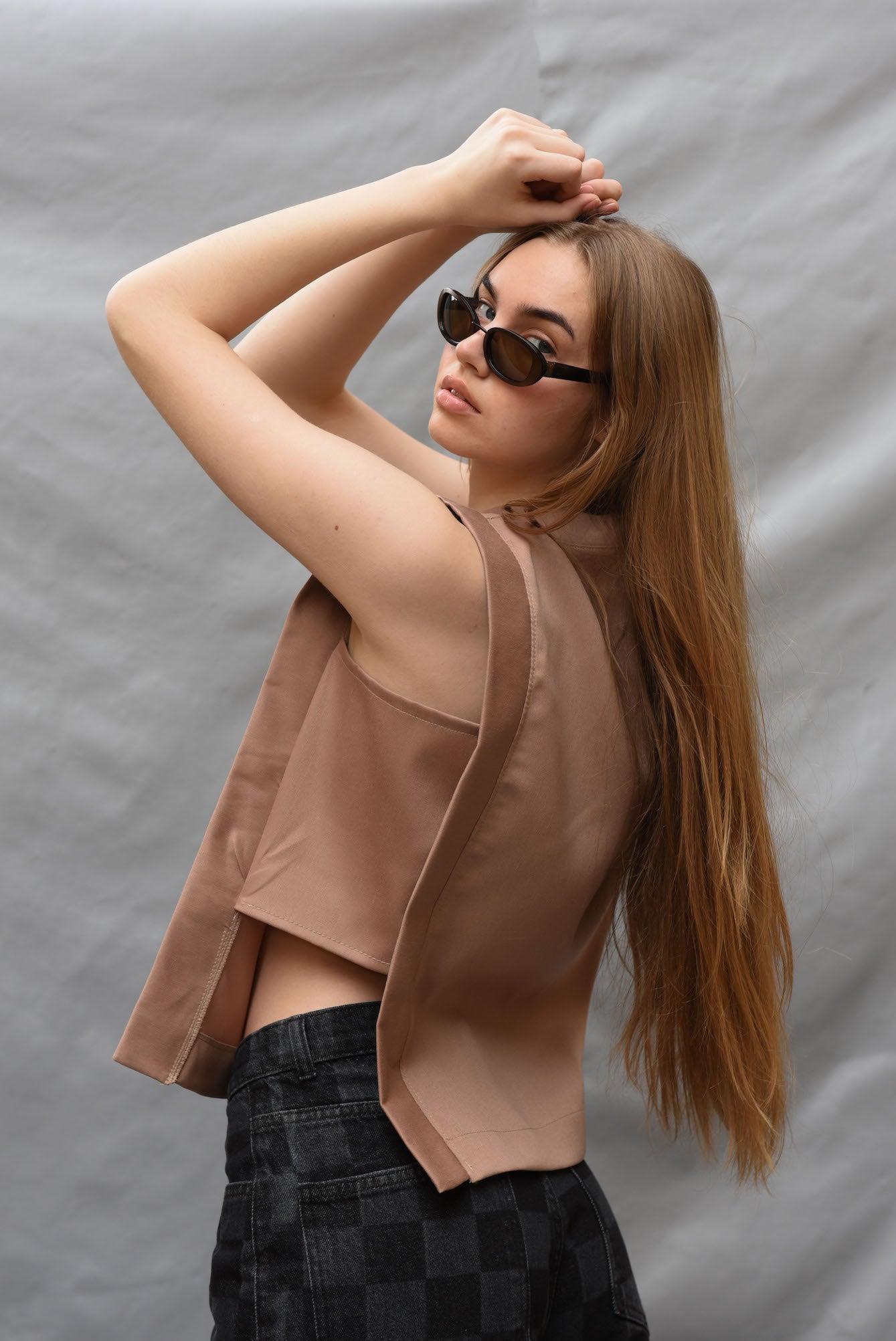 Sharp top in beige