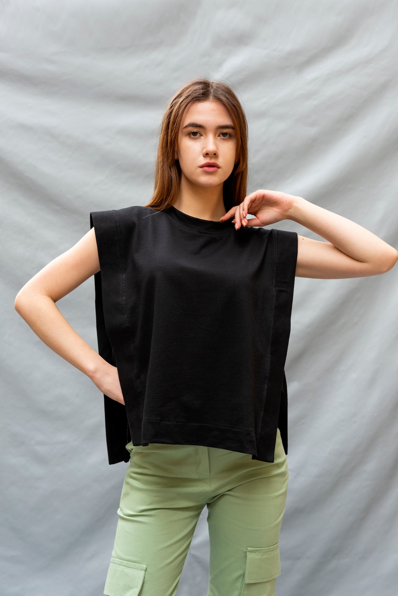 Sharp top in black