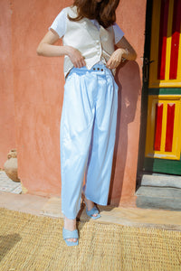 Smooth pants in baby blue