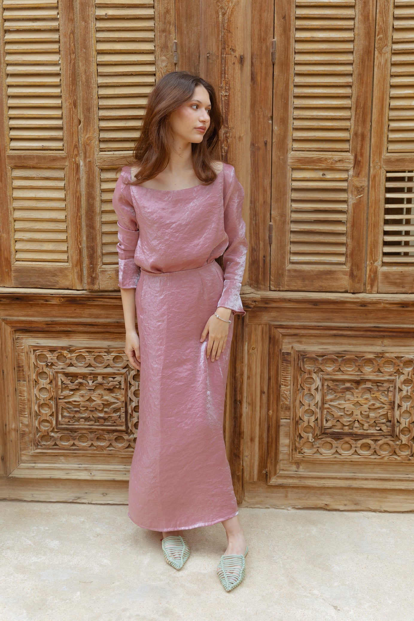 Shimmery top in pink