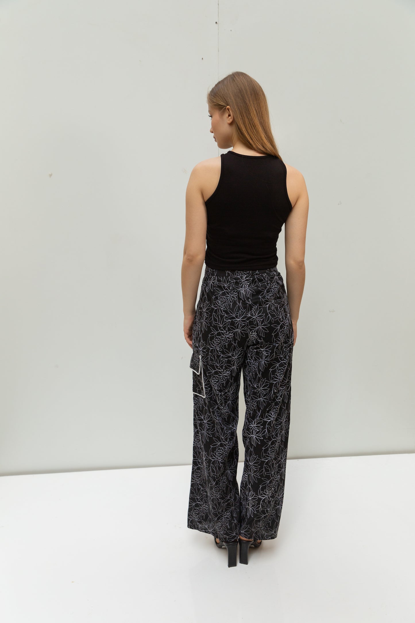 Symmetry top