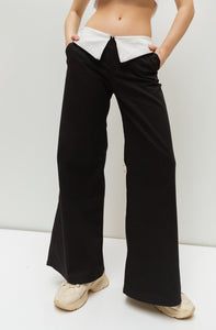Zigzag pants in black