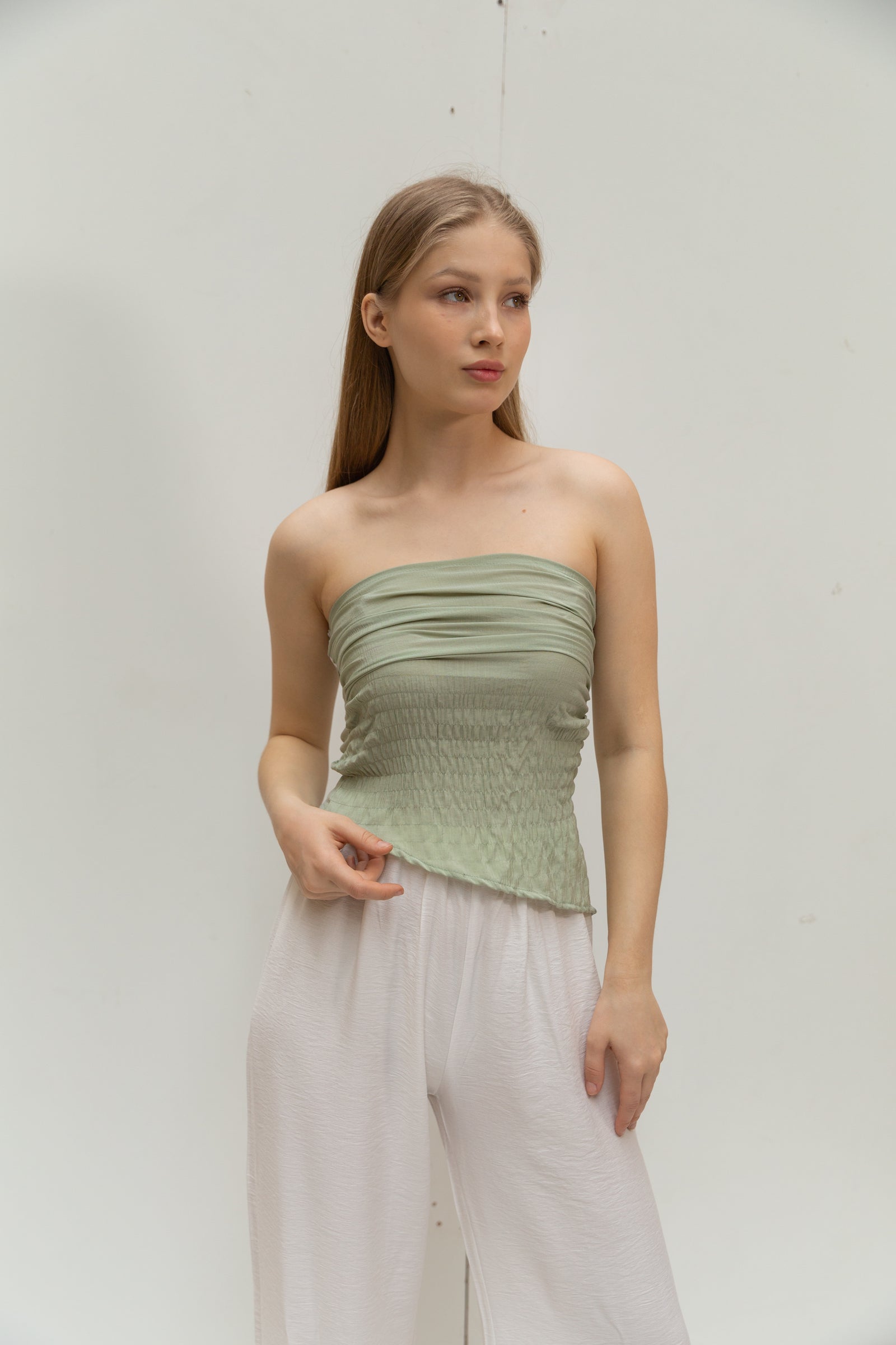 Pistachio top