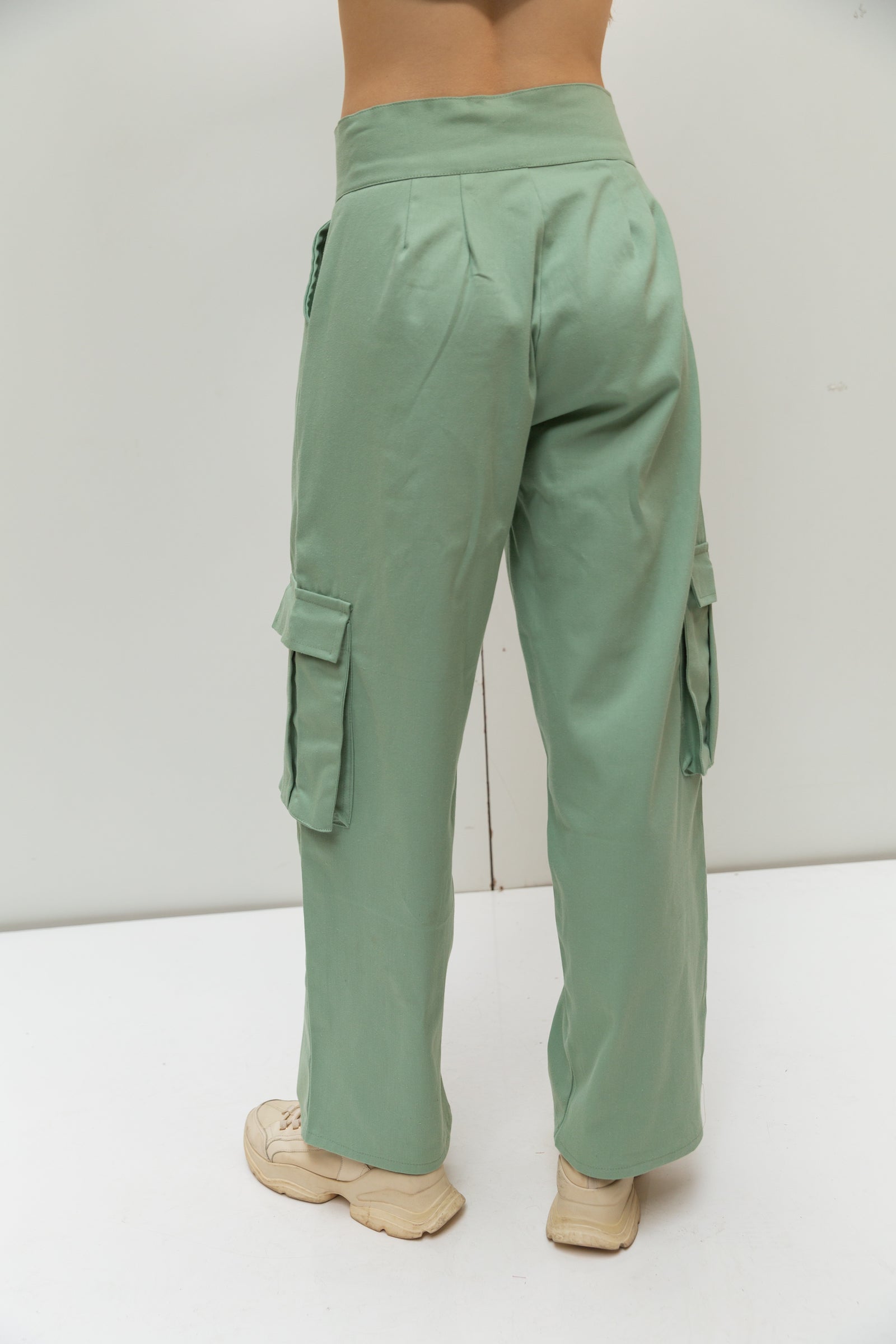 Army pants in mint