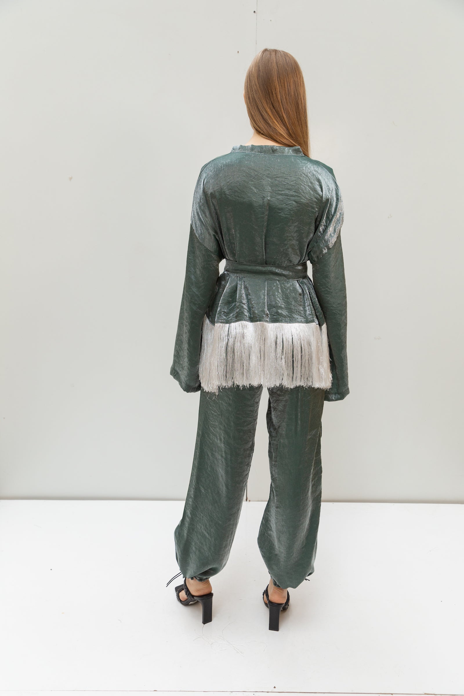 Fringe kimono in olive
