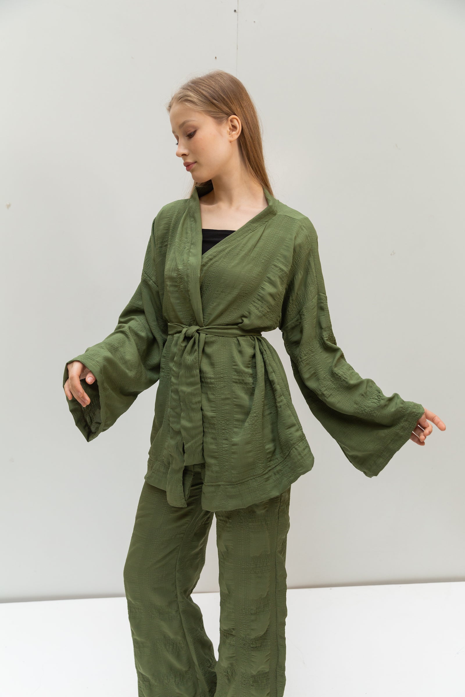 Royalty set in olive (Pants + Kimono)