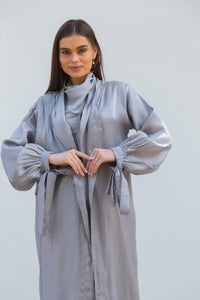 Shimmery kimono in grey