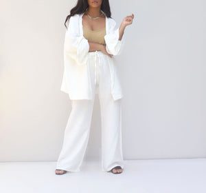 Around the world kimono in white