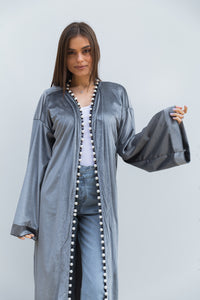 Pearl kimono in grey