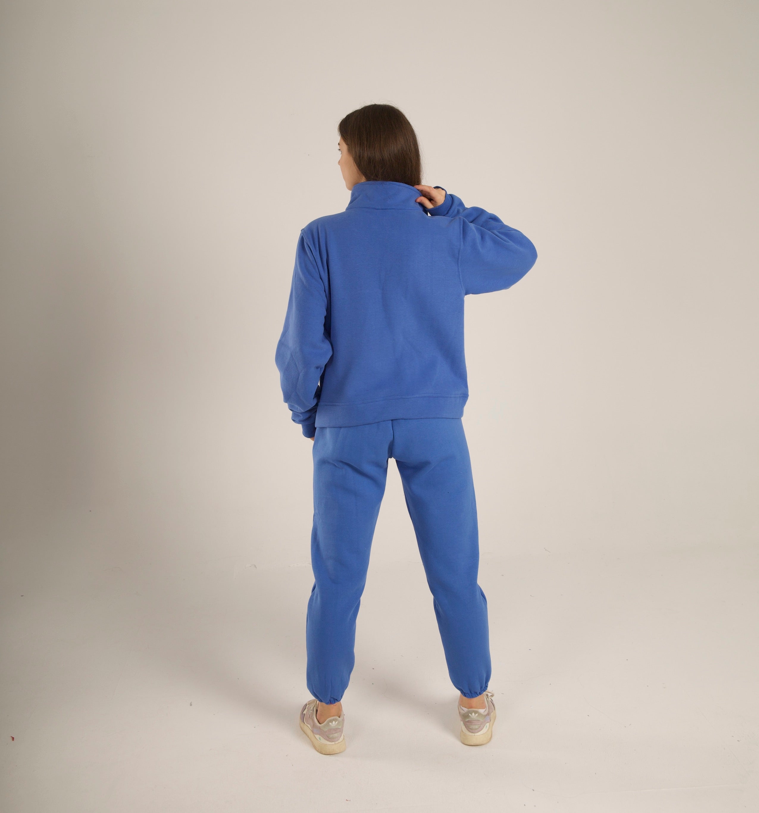 Snug set in blue (Sweatshirt + Pants)