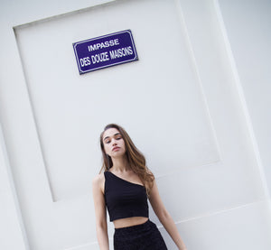 To go basic cropped top
